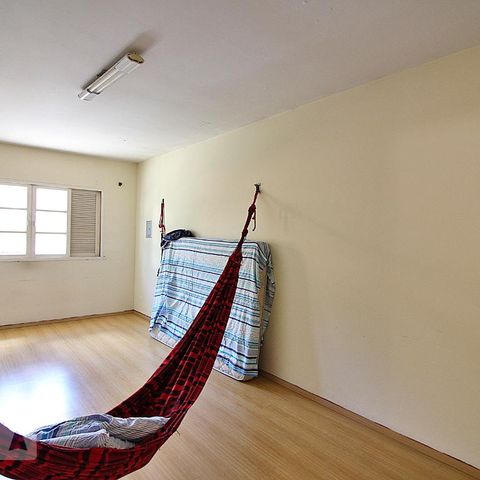 Casa à venda com 125m², 4 quartos e 4 vagasQuarto 2 