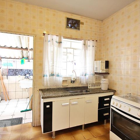 Casa à venda com 125m², 4 quartos e 4 vagasCozinha