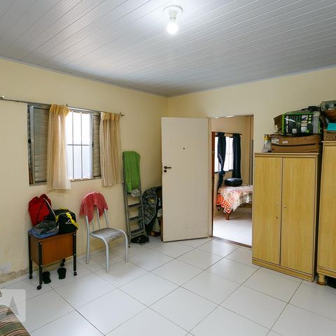 Casa à venda com 90m², 1 quarto e sem vagaQuarto