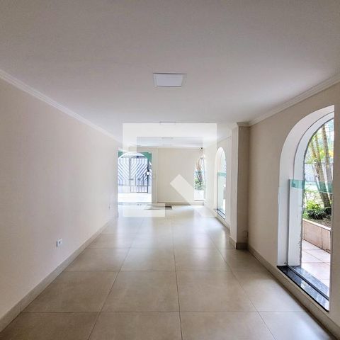 Apartamento à venda com 62m², 3 quartos e 1 vaga Apartamento à venda com 62m², 3 quartos e 1 vagaHall