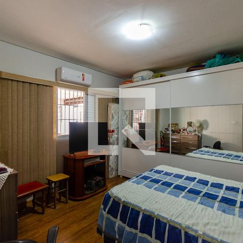 Casa à venda com 88m², 2 quartos e 2 vagasQuarto 1 