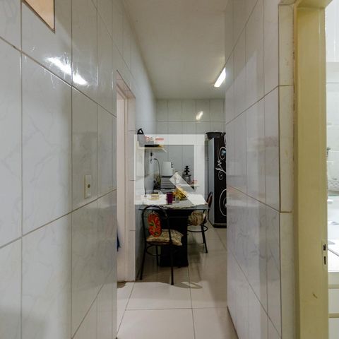 Casa à venda com 88m², 2 quartos e 2 vagasCorredor