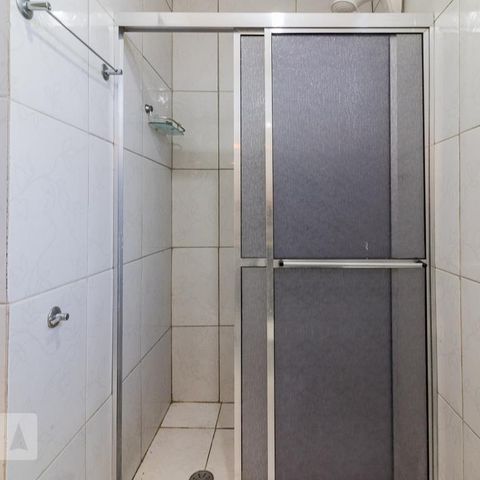 Studio à venda com 40m², 1 quarto e sem vaga Studio à venda com 40m², 1 quarto e sem vagaBanheiro