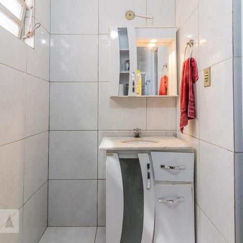 Studio à venda com 40m², 1 quarto e sem vaga Studio à venda com 40m², 1 quarto e sem vagaBanheiro