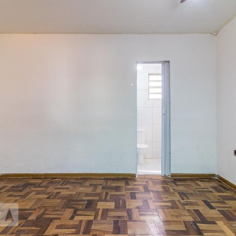 Studio à venda com 40m², 1 quarto e sem vaga Studio à venda com 40m², 1 quarto e sem vagaSala/Quarto