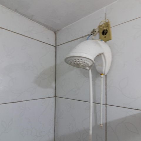 Studio à venda com 40m², 1 quarto e sem vaga Studio à venda com 40m², 1 quarto e sem vagaChuveiro