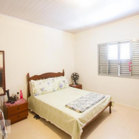 Casa à venda com 82m², 2 quartos e 1 vagaQuarto 1