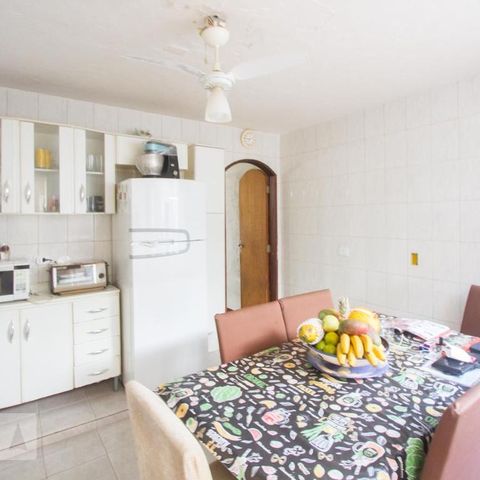 Casa à venda com 82m², 2 quartos e 1 vagaCozinha