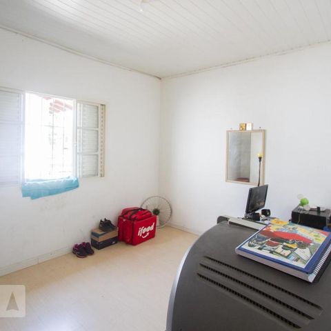 Casa à venda com 82m², 2 quartos e 1 vagaQuarto 2