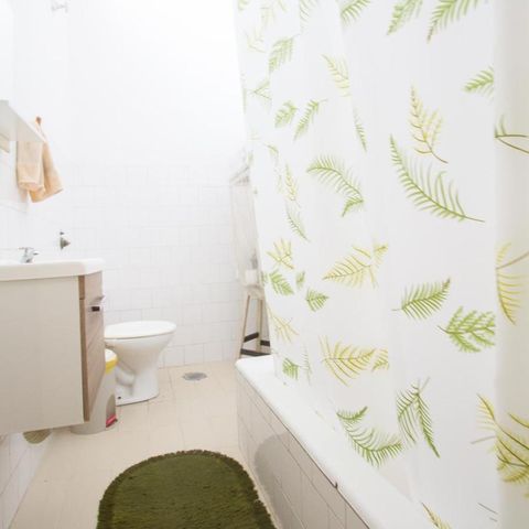 Casa à venda com 82m², 2 quartos e 1 vagaBanheiro