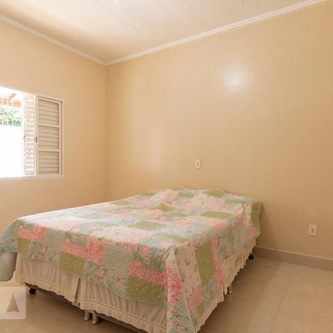 Casa para alugar com 240m², 4 quartos e 3 vagas Casa para alugar com 240m², 4 quartos e 3 vagasQuarto 2