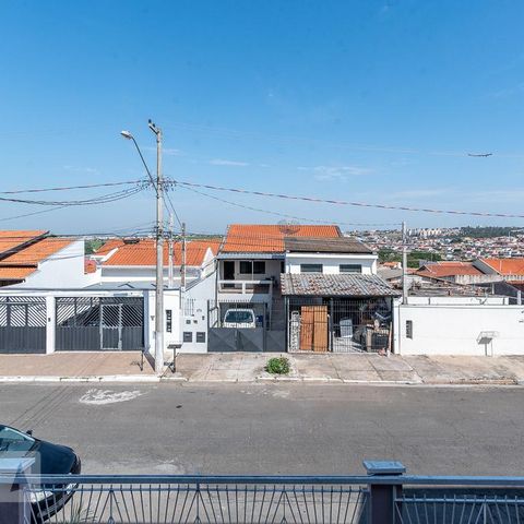 Casa para alugar com 240m², 4 quartos e 3 vagas Casa para alugar com 240m², 4 quartos e 3 vagasVista da Sacada