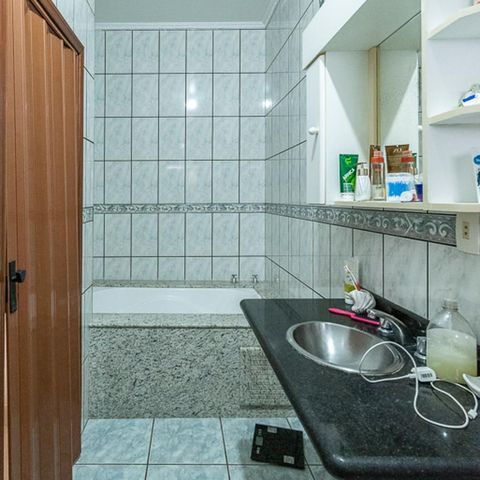 Casa para alugar com 240m², 4 quartos e 3 vagas Casa para alugar com 240m², 4 quartos e 3 vagasBanheiro da Suíte