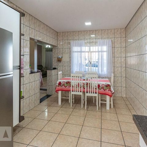 Casa para alugar com 240m², 4 quartos e 3 vagas Casa para alugar com 240m², 4 quartos e 3 vagasCozinha