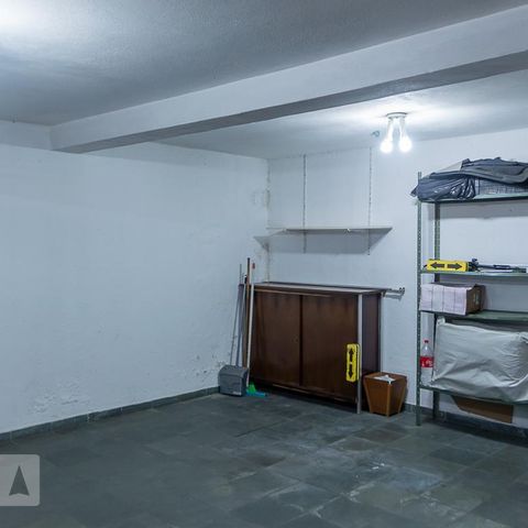 Casa à venda com 270m², 3 quartos e 3 vagas Casa à venda com 270m², 3 quartos e 3 vagasGaragem