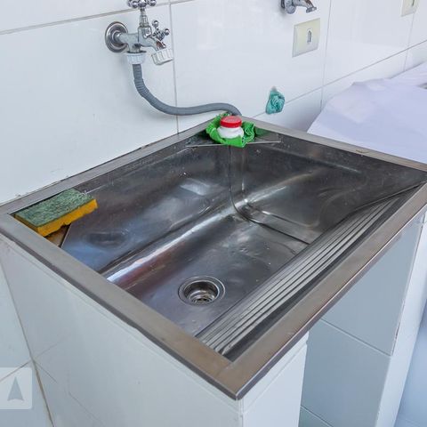 Casa à venda com 270m², 3 quartos e 3 vagas Casa à venda com 270m², 3 quartos e 3 vagasÁrea de Serviço