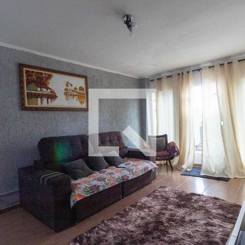 Casa à venda com 170m², 3 quartos e 2 vagasSala