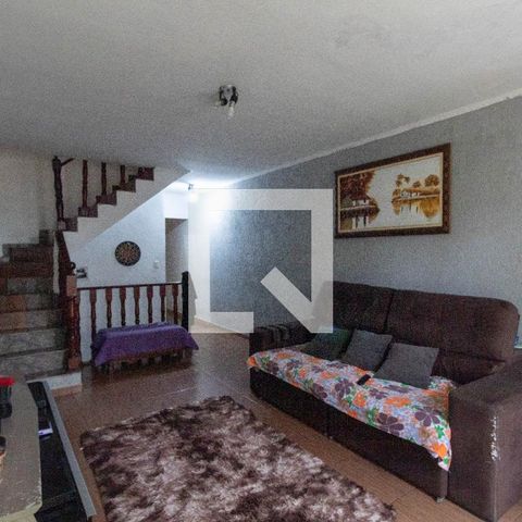 Casa à venda com 170m², 3 quartos e 2 vagasSala
