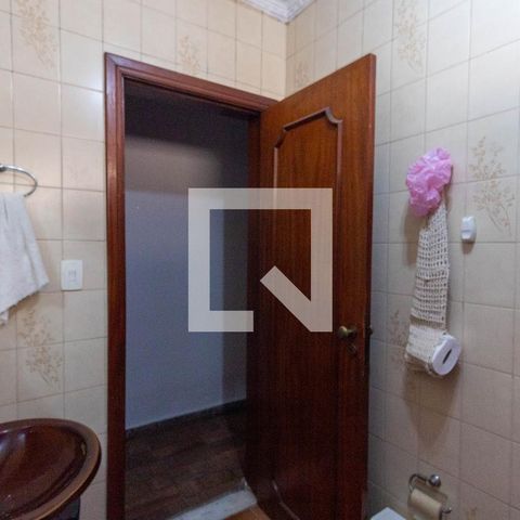 Casa à venda com 170m², 3 quartos e 2 vagasBanheiro 2