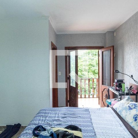 Casa à venda com 170m², 3 quartos e 2 vagasQuarto Suíte