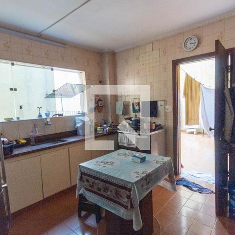 Casa à venda com 170m², 3 quartos e 2 vagasCozinha