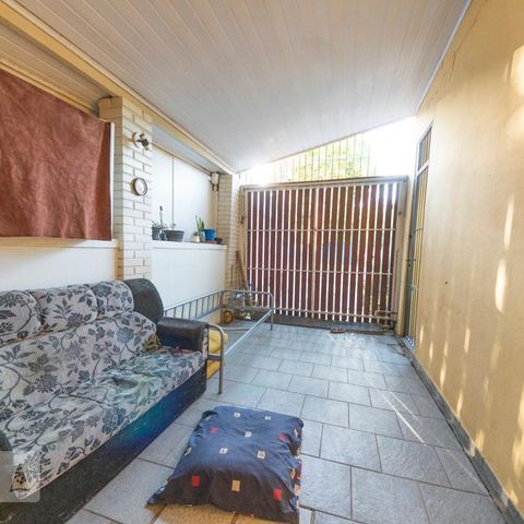 Casa à venda com 144m², 3 quartos e 2 vagasSala