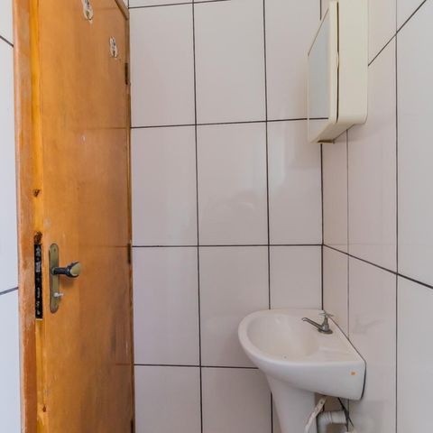 Casa de condomínio à venda com 66m², 2 quartos e 1 vagaBanheiro da Suíte 1