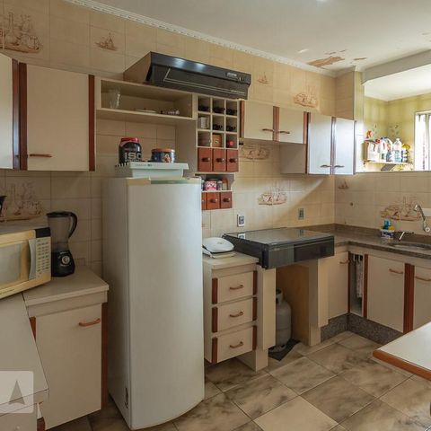 Apartamento à venda com 65m², 2 quartos e 1 vagaCozinha