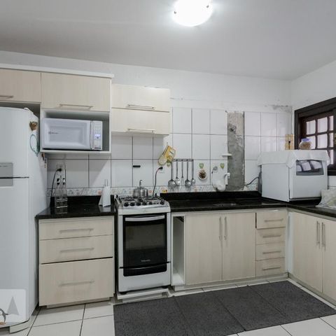 Casa para alugar com 280m², 3 quartos e 2 vagasCozinha