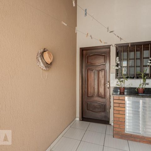 Casa para alugar com 280m², 3 quartos e 2 vagasCopa