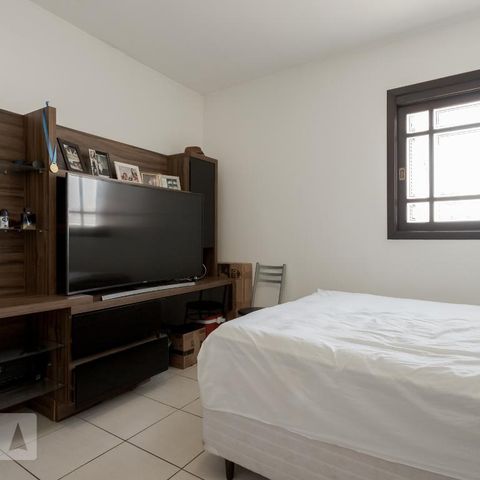 Casa para alugar com 280m², 3 quartos e 2 vagasQuarto 1