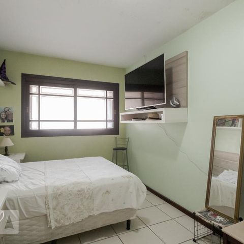 Casa para alugar com 280m², 3 quartos e 2 vagasSuíte