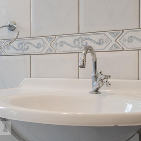 Casa para alugar com 280m², 3 quartos e 2 vagasBanheiro Social