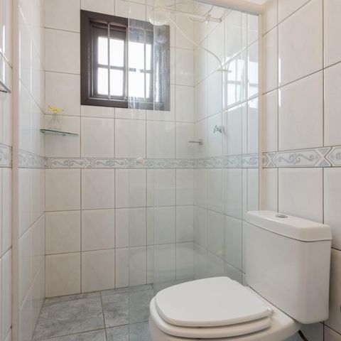 Casa para alugar com 280m², 3 quartos e 2 vagasBanheiro Social