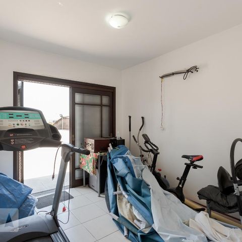 Casa para alugar com 280m², 3 quartos e 2 vagasQuarto 2