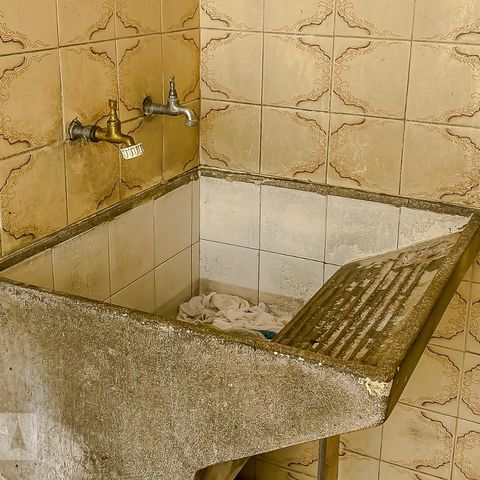 Casa à venda com 165m², 3 quartos e 2 vagasDetalhe Lavanderia