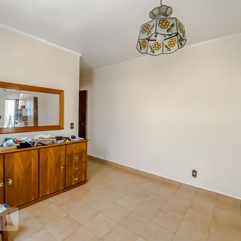 Casa à venda com 165m², 3 quartos e 2 vagasCozinha