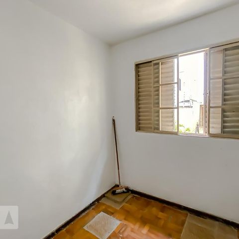 Casa à venda com 165m², 3 quartos e 2 vagasQuarto de Serviço