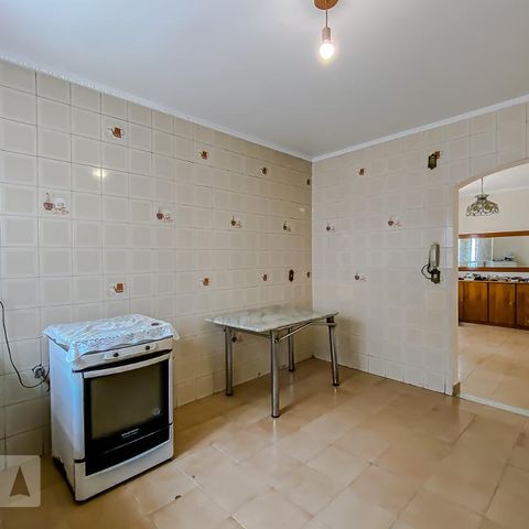 Casa à venda com 165m², 3 quartos e 2 vagasCozinha
