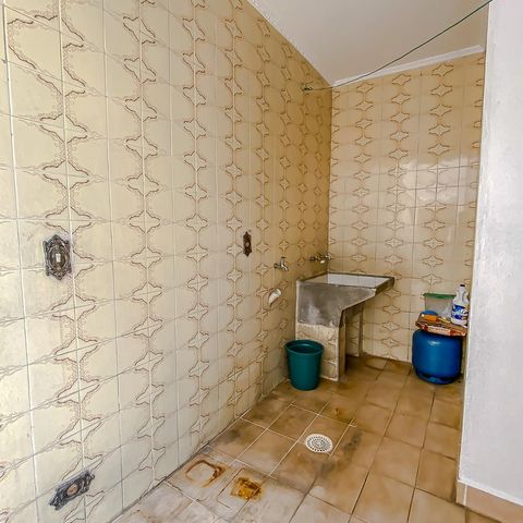 Casa à venda com 165m², 3 quartos e 2 vagasLavanderia