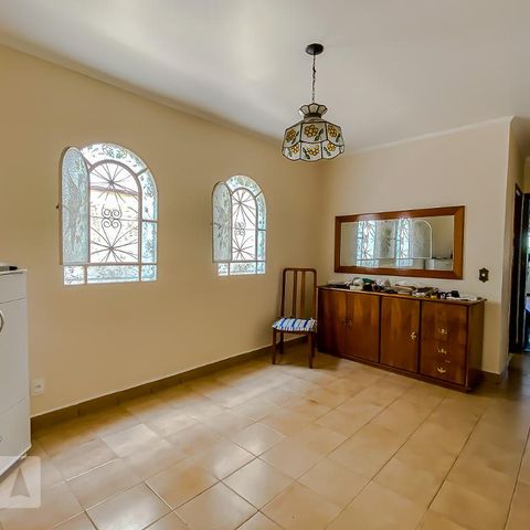 Casa à venda com 165m², 3 quartos e 2 vagasCozinha