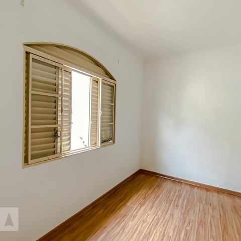 Casa à venda com 165m², 3 quartos e 2 vagasQuarto 2