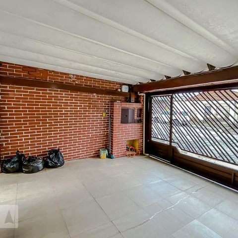 Casa à venda com 165m², 3 quartos e 2 vagasGaragem