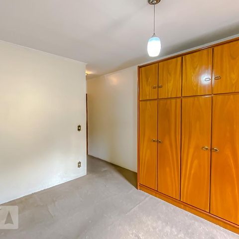 Casa à venda com 165m², 3 quartos e 2 vagasQuarto