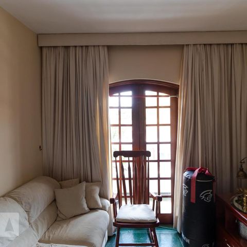 Apartamento à venda com 192m², 4 quartos e 4 vagasSala de TV