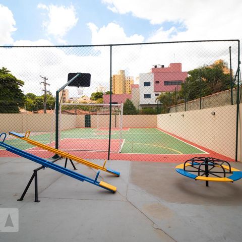 Apartamento à venda com 192m², 4 quartos e 4 vagasÁrea Comum - Playground
