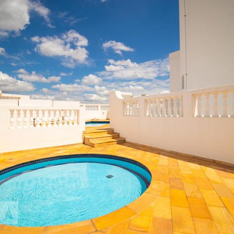Apartamento à venda com 192m², 4 quartos e 4 vagasÁrea comum - Terraço com Piscina