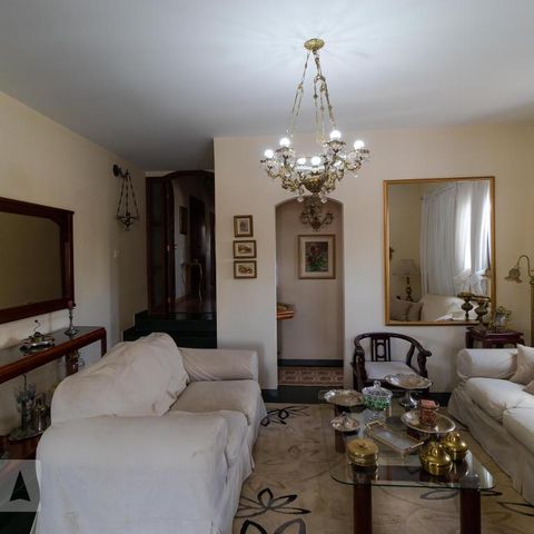 Apartamento à venda com 192m², 4 quartos e 4 vagasSalas