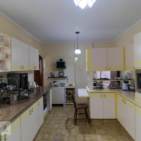 Apartamento à venda com 192m², 4 quartos e 4 vagasCozinha