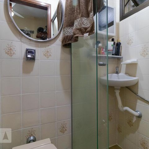 Apartamento à venda com 192m², 4 quartos e 4 vagasBanheiro da Suíte 01